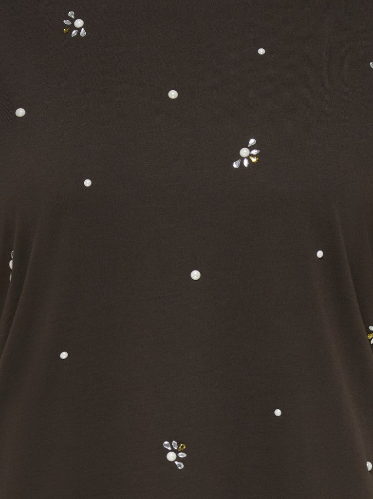 T-shirt con applicazioni