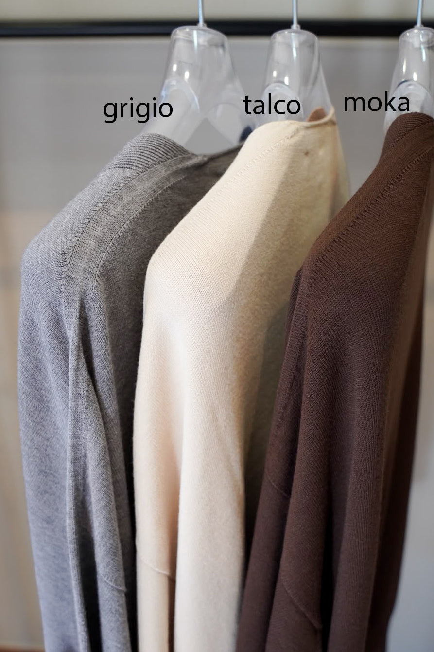 Cardigan con bottoni