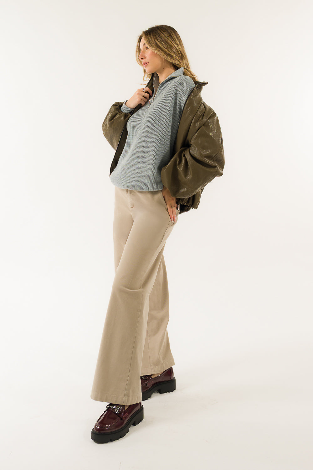 Pantalone chino con cintura