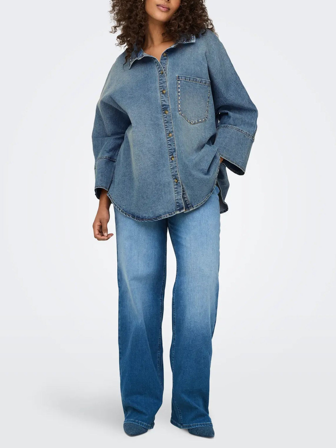 Jeans gamba ampia lavaggio medio taglie curvy