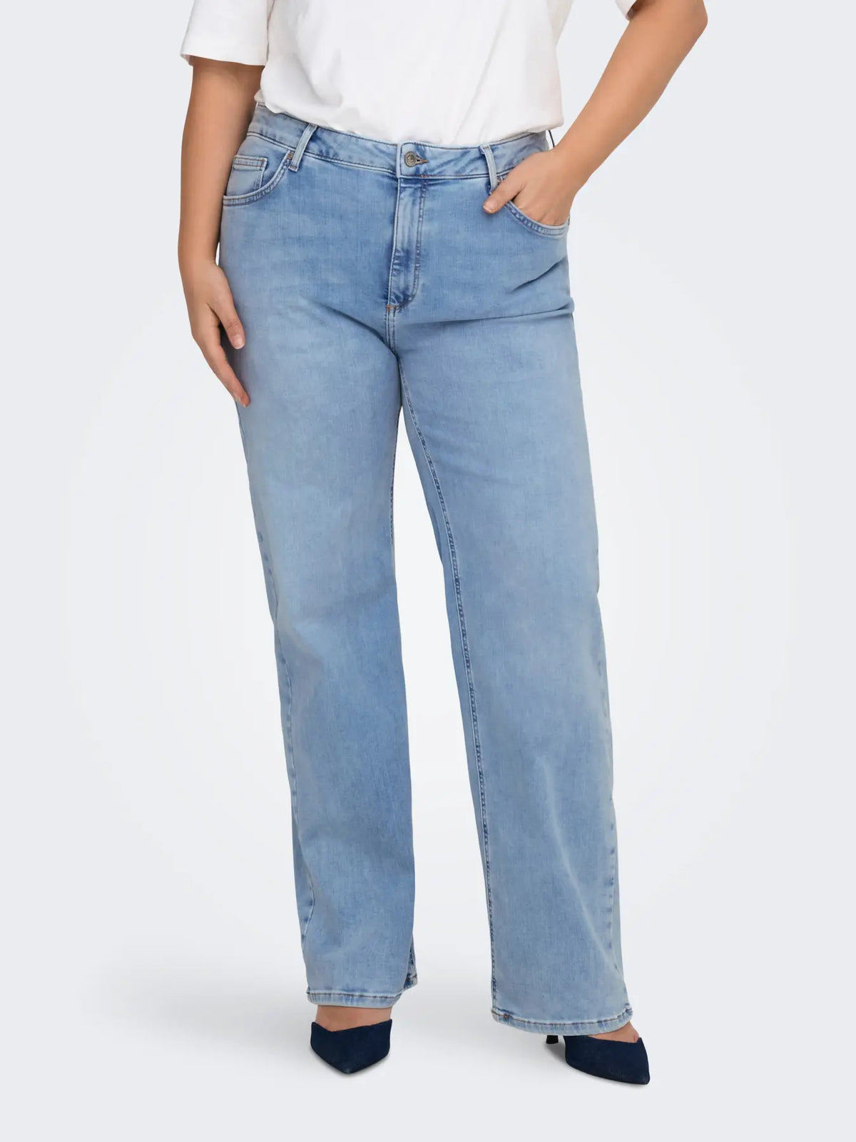 Jeans gamba dritta lavaggio chiaro taglie curvy