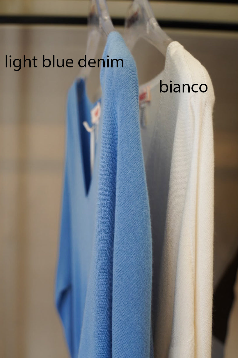 Maglia scollo a V